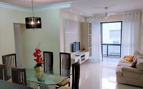 Tranquilo com duas suítes no melhor do Guarujá!!